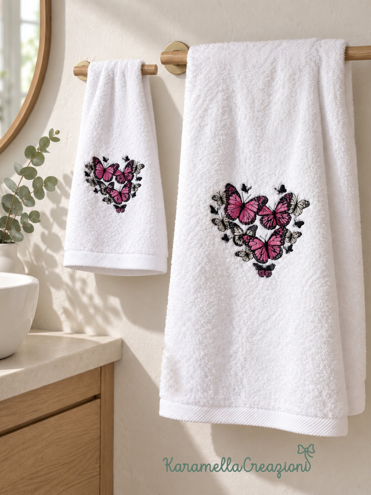 Set asciugamani ricamati “Cuore di farfalle” – Pezzo unico